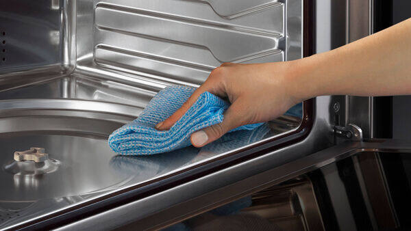 Easy Cleaning