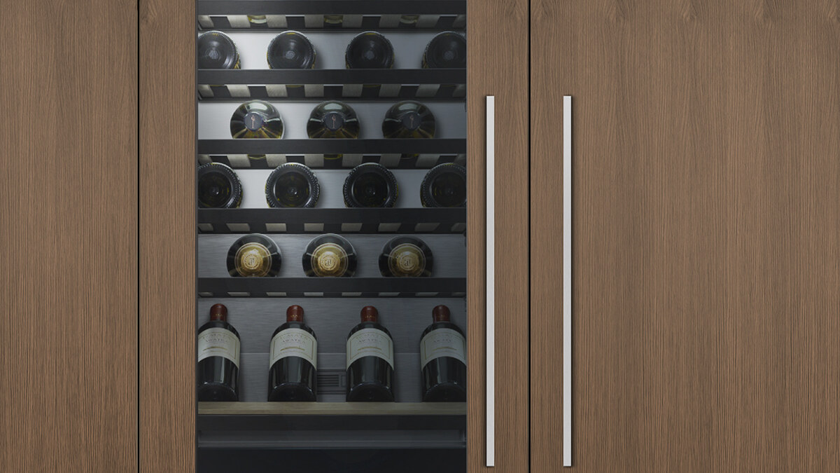 Integrated Style Wine Column.