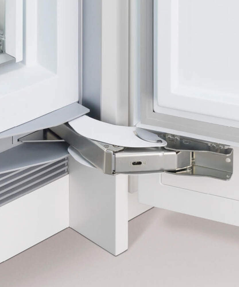 60 厘米 9 系列嵌入式酒柜 gallery image 1.0